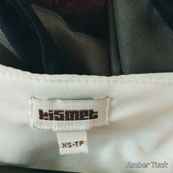 Dress - Picture 2 of 3